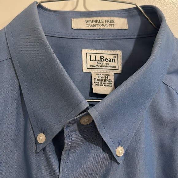 L.L. Bean Men’s Dress Button Down Shirt - Blue - Wrinkle Free Material - Picture 3 of 6